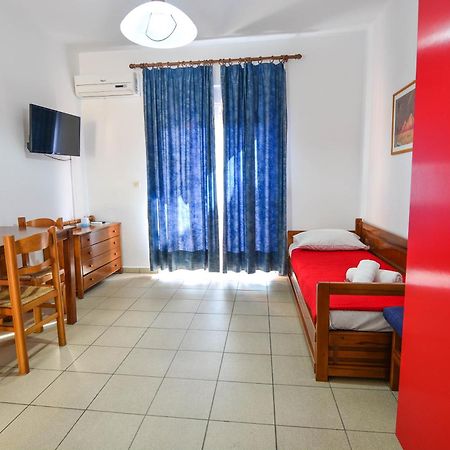 Epavlis Apartments Porto Heli Exterior photo